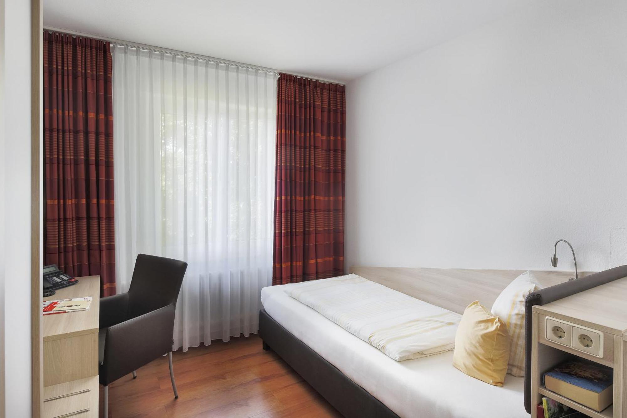 Caritas Tagungszentrum Freiburg im Breisgau Kültér fotó